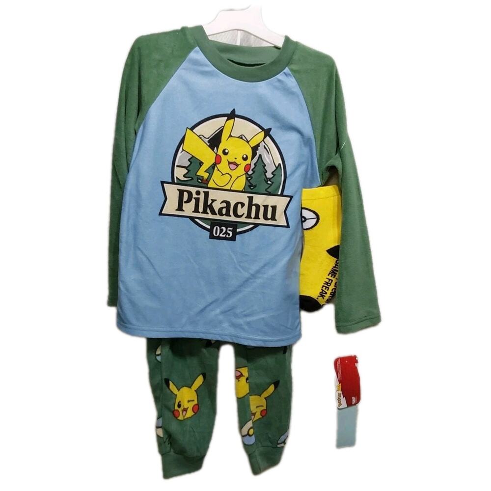 Boys Pokemon XS(4/5) Green Pikachu Long Sleeve Fleece Pajama Set W/Socks